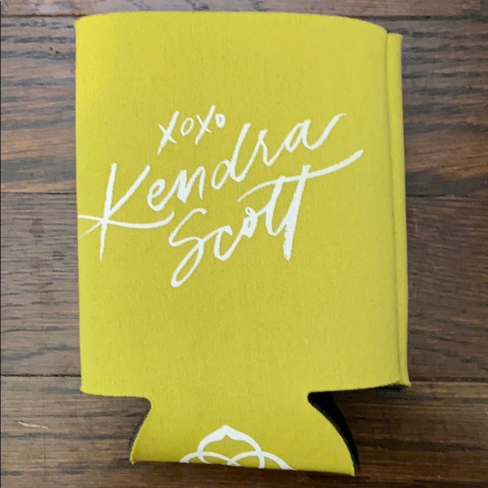 Kendra Scott koozie brand new!